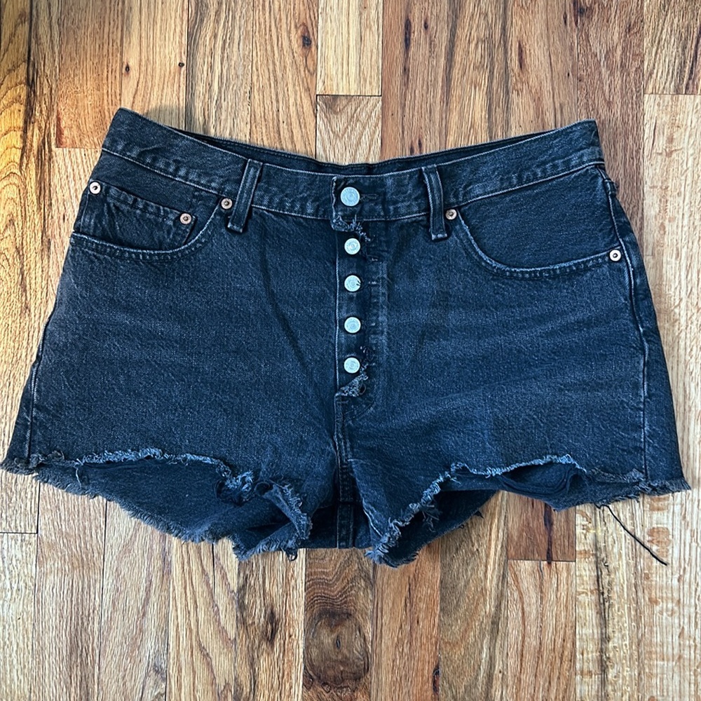 Levi’s denim shorts